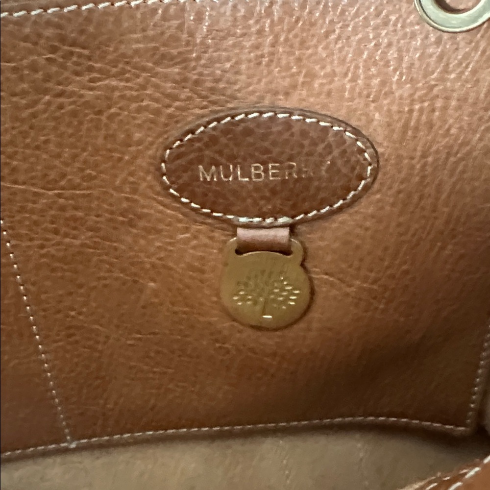 Authentic Mulberry Tan Leather Bag with Gold Accent - Picture 7 of 17